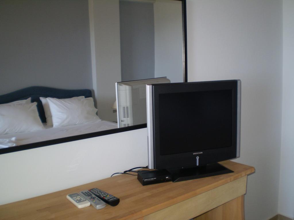 Milopotamos  Athena Hotel חדר תמונה